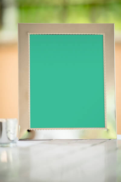  Close up silver frame