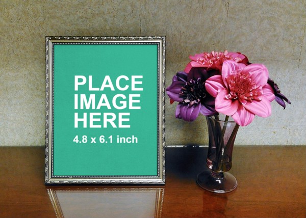 Small picture frame