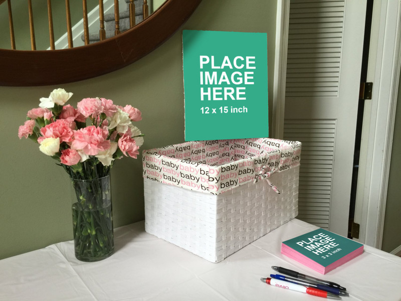 Canvas and sticky note mockup